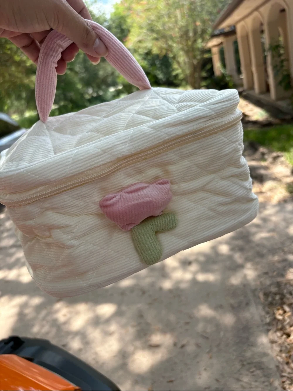 Cream Quilted Cosmetic Bag Set with Pink Tulip Accent